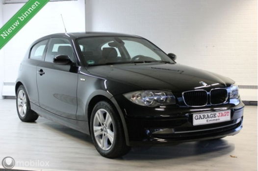 BMW 1-serie - 116i , Stoelverwarming, climate control, PDC - 1