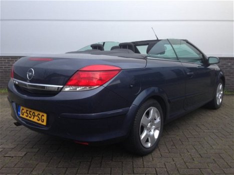 Opel Astra TwinTop - 1.6 Enjoy Airco, volledig dealeronderhouden, Distr. riem in 2019 vervangen - 1