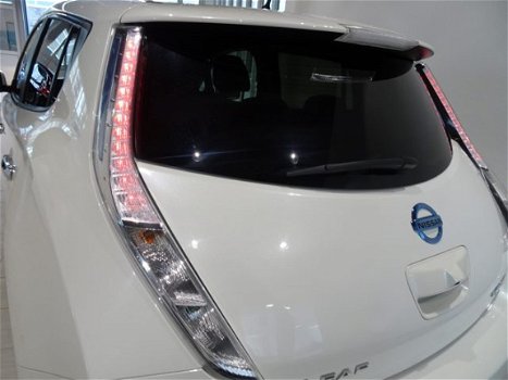 Nissan LEAF - Acenta 30 kWh | Navigatie | Camera | Bluetooth | | PRIJS INCL.BTW| - 1