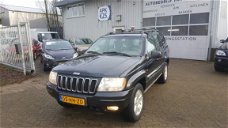 Jeep Grand Cherokee - Grand-cherokee 4.7 V8 Limited met trekhaak 1e eigenaar