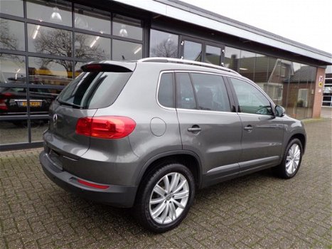 Volkswagen Tiguan - 1.4 TSI 160PK Sport&Style - 1