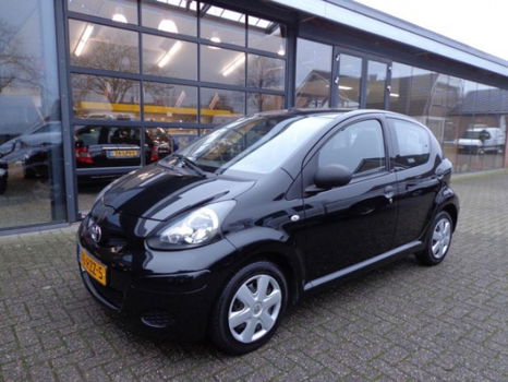 Toyota Aygo - 1.0-12V 5-drs AIRCO - 1