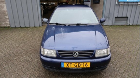 Volkswagen Polo - 1.6 AUTOMAAT/WEINIG KM/NAP - 1