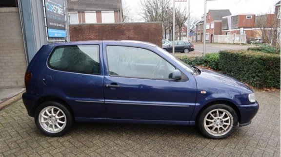 Volkswagen Polo - 1.6 AUTOMAAT/WEINIG KM/NAP - 1