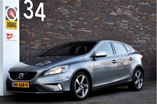 Volvo V40 - 2.0 120PK R-Design XENON NAVI LMV LEDER PDC - 1