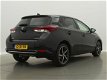 Toyota Auris - 1.8 Hybrid Dynamic - 1 - Thumbnail