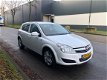 Opel Astra - 1.4 Edition PDC, Navigatie, Airco, Cruise Control, Parrot, NAP, APK - 1 - Thumbnail