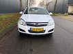 Opel Astra - 1.4 Edition PDC, Navigatie, Airco, Cruise Control, Parrot, NAP, APK - 1 - Thumbnail