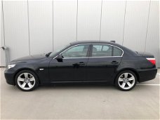 BMW 5-serie - 525i Business Line Edition I |NL Auto|Navi|Leder