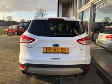 Ford Kuga - 1.5 Titanium Styling Pack ECOBOOST 150 PK / AIRCO / ELEKTRISCHE RAMEN / CRUISE CONTROL /