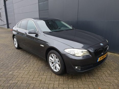 BMW 5-serie - 528i High Executive 2e Eigenaar Groot Navi Comfort Leder Clima - 1