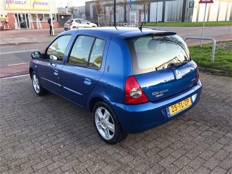 Renault Clio - 1.2-16V Campus 5-Deurs/Airco - 1