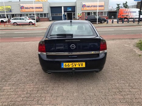 Opel Vectra GTS - 2.8 V6 Executive Automaat/Leer/Navi/Xenon - 1