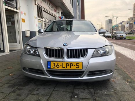 BMW 3-serie - 330d Business Line 2006 6-Bak Leder Navi Climatronic - 1