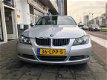 BMW 3-serie - 330d Business Line 2006 6-Bak Leder Navi Climatronic - 1 - Thumbnail