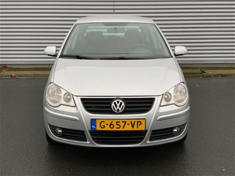 Volkswagen Polo - 1.2-12V Trendline Airco, Elektrische Ramen, Onderhoudsboekjes, APK - 1