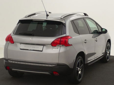 Peugeot 2008 - 130 PK ALLURE | NAVI | PANO DAK | LM VELGEN - 1