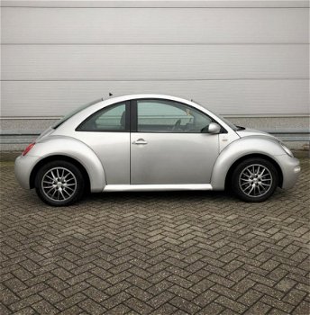 Volkswagen New Beetle - 1.9 TDI 90pk Highline - 1