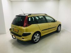 Peugeot 206 SW - 1.6-16V XS Automaat , Nieuwe A.P.K , Airco , Trekhaak