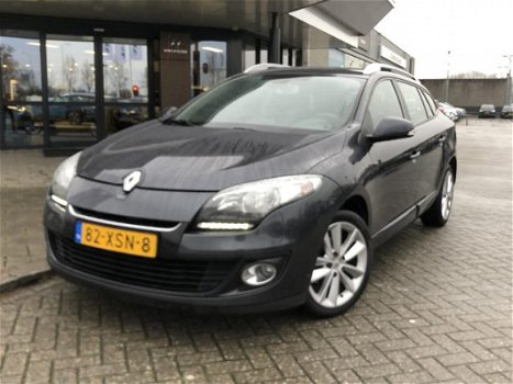 Renault Mégane Estate - 1.5 dCi Expression navigatie clima cruise keyless trekhaak - 1