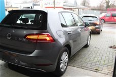 Volkswagen Golf - 1.0 TSI 110pk Comfortline