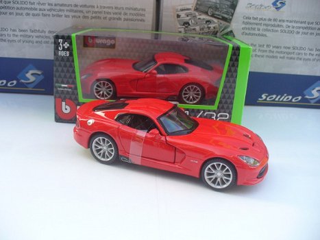 Bburago 1/32 Dodge Viper SRT GTS Rood - 6