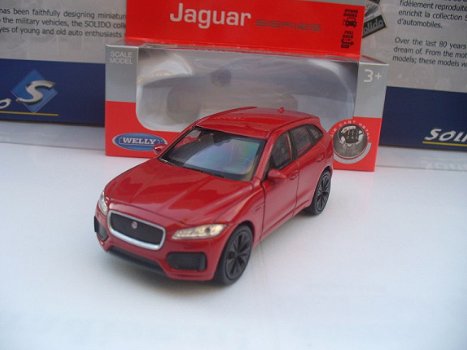 Welly 1/34 Jaguar F Pace Rood - 2