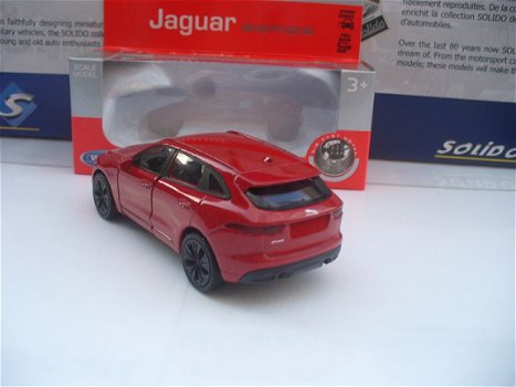 Welly 1/34 Jaguar F Pace Rood - 3