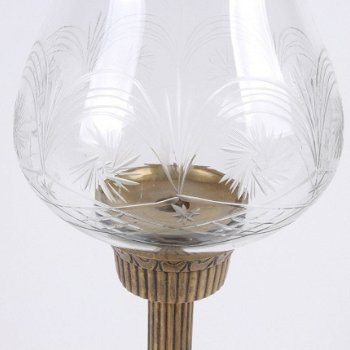 CLASSY HURRICANE LAMP ON FOOT - 2