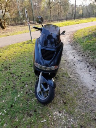 Peugeot Elyseo 125 ( 4-takt Motorscooter ) - Afbeelding 2