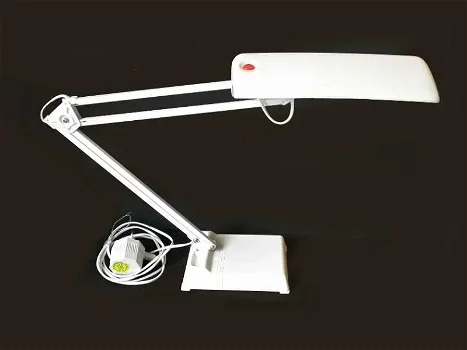 Witte bureaulamp Fins design - 0