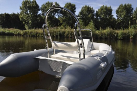 XCpro RIB 330DF - 3