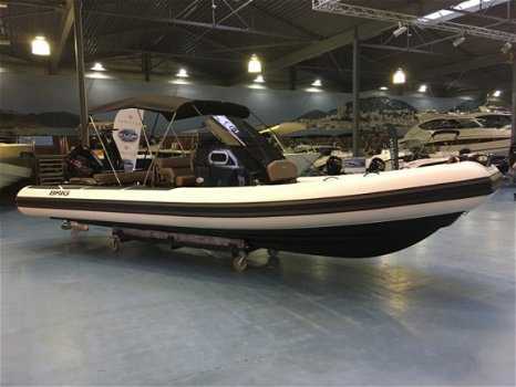 Brig Eagle 8 NIEUW met Mercury Verado 300 pro xs - 8