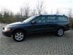 Volvo XC70 - 2.5 T Kinetic AWD 154KW LEER NAVIGATIE - 1 - Thumbnail