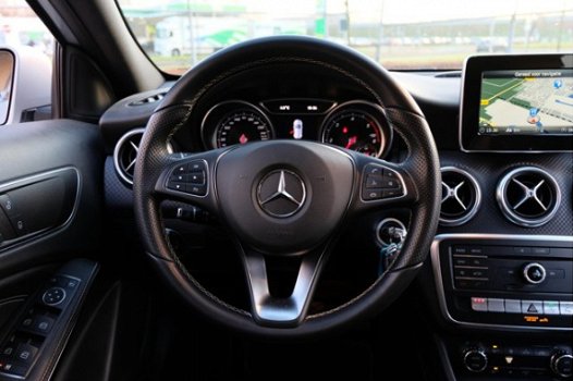 Mercedes-Benz A-klasse - 180 d Business Solution AMG 5-Deurs Navi/LED-koplamp/Sportstoel/PDC - 1