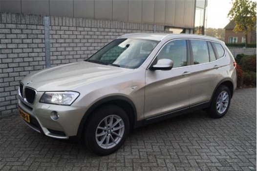 BMW X3 - 20D X-Drive High Executive Aut Leder Xenon Navi Clima PDC LMV - 1