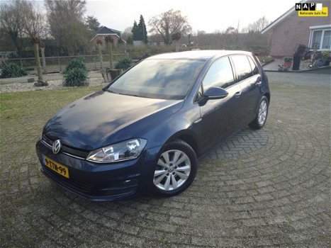 Volkswagen Golf - 1.6 TDI Trendline BlueMotion NAVI CLIMA PDC - 1