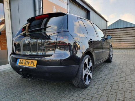 Volkswagen Golf - 1.4 FSI Trendline 5-deurs met Trekhaak & Airco ZEER SPORTIEF - 1