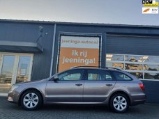 Skoda Superb Combi - 1.6 TDI Greenline Active Business Line met Trekhaak, Climate & Cruise control,