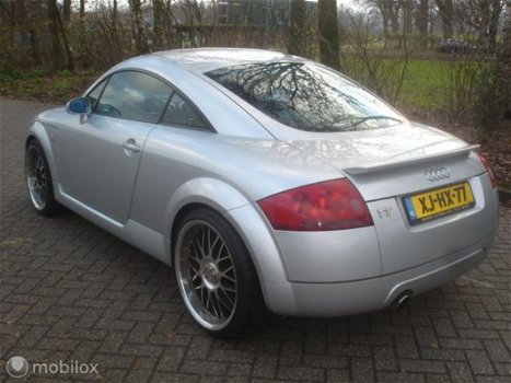 Audi TT - 1.8 5V Turbo 180 PK airco-leer Rijdbare zijschade - 1