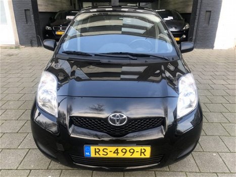 Toyota Yaris - 1.0 VVTi Acces - 1