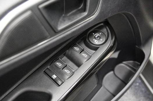 Ford B-Max - 1.0 EcoBoost 100 PK Titanium | Navigatie | Voorruitverwarming | - 1