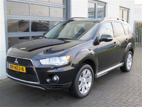 Mitsubishi Outlander - 2.4 Instyle 4WD Automaat 7-pers. Dealer onderhouden Navi Trekhaak NL Auto NAP - 1