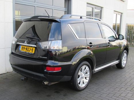 Mitsubishi Outlander - 2.4 Instyle 4WD Automaat 7-pers. Dealer onderhouden Navi Trekhaak NL Auto NAP - 1