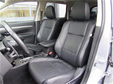 Mitsubishi Outlander - 2.0 Instyle Automaat 7-pers. 1e eigenaar Dealer Onderhouden Trekhaak Leder