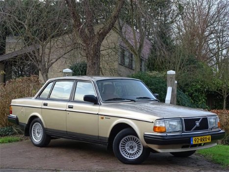 Volvo 240 - 2.3 GL | Automaat | Zeer nette staat | - 1