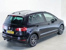 Volkswagen Golf Sportsvan - Allstar | Navigatie | Stoelverwarming | Trekhaak | Parkeersensoren | 1.2