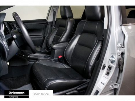 Toyota Auris Touring Sports - 1.8 Hybrid Lease pro (Lederen bekleding - Stoelverwarming - Navigaties - 1