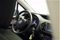 Toyota Yaris - 1.5 Hybrid Dynamic Automaat | Navigatie | Camera | LMV | Climate Control | Rijstrooks - 1 - Thumbnail