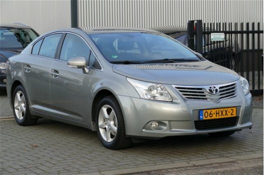 Toyota Avensis - 1.8 147PK VVTi Dynamic ORG NL 2-Eig Trekhaak, Clima, Cruise, Park Sensors, LM Velge - 1